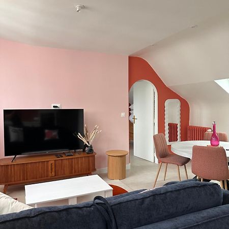 Grand Appartement Ultra Moderne Plein Centre, Plage A Pieds, Avec Parking Конкарно Экстерьер фото